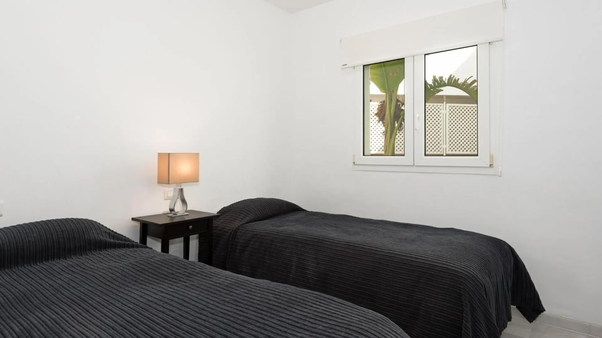 Apartamento Infocom Playa Rocio Marbella