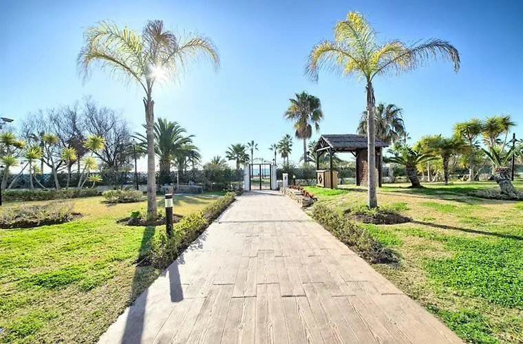 Beach Front Apartment In Puerto Banus Marbella